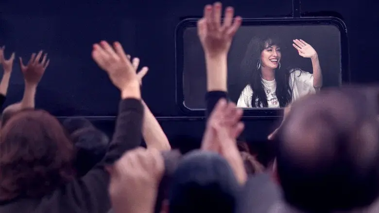 Selena: La serie - Fondo