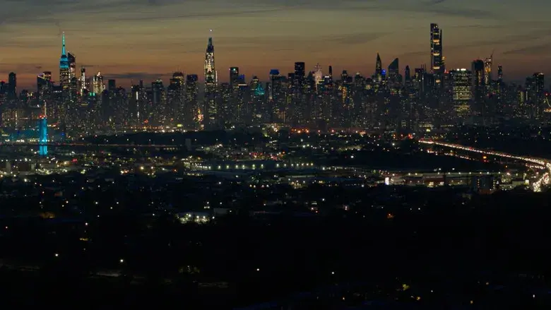 Spider-Man: No Way Home - Fondo