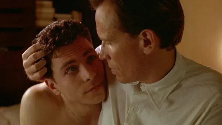 El almuerzo desnudo - Fondo