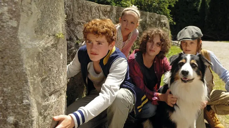 Los cinco y el misterio de la joya escondida - Fondo