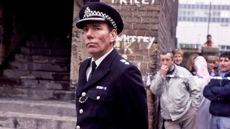 Between the Lines - Fondo