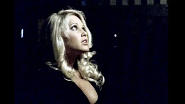 Playboy Video Playmate Calendar 2001 - Fondo