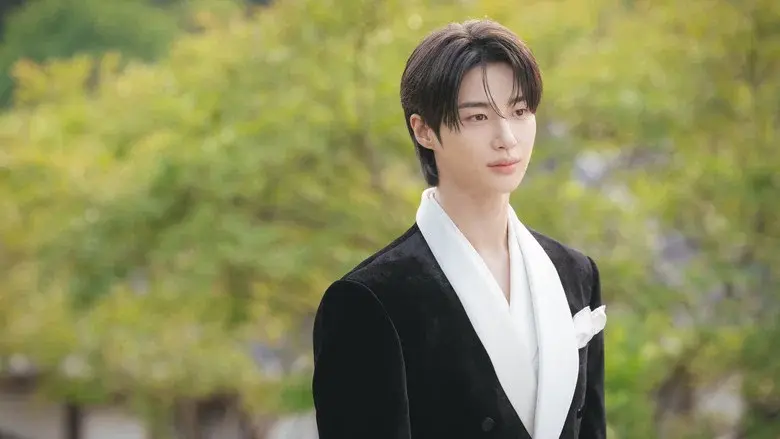 La corona perfecta - Fondo