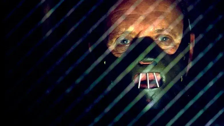 El dragón rojo - Fondo