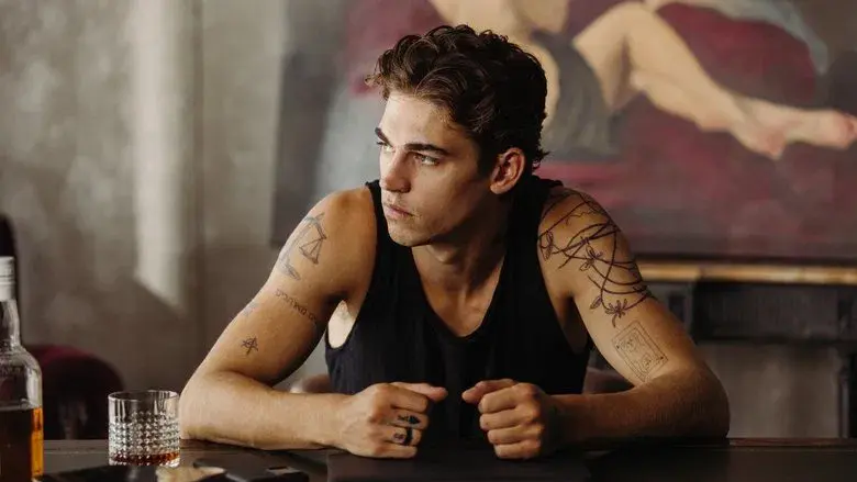 After: Aquí acaba todo - Fondo