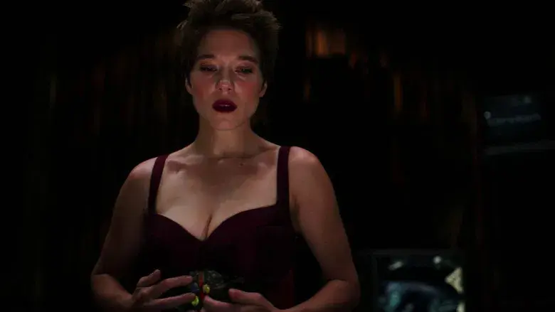 Crímenes del futuro - Fondo