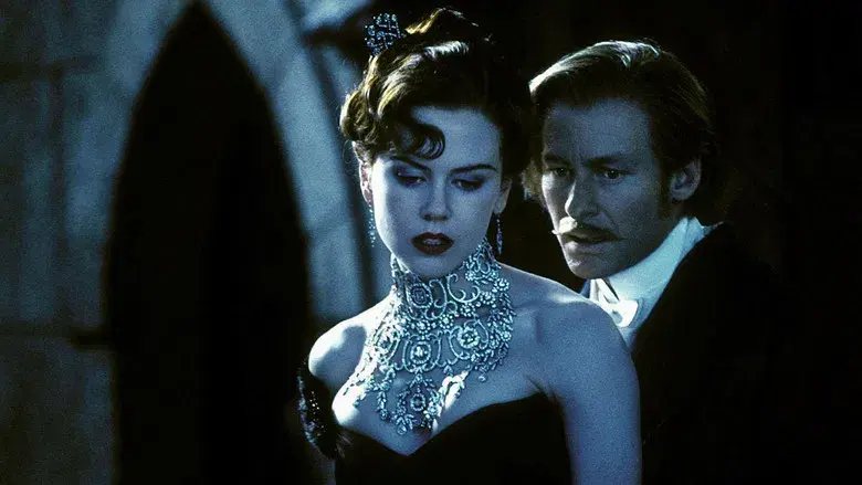 Moulin Rouge - Fondo