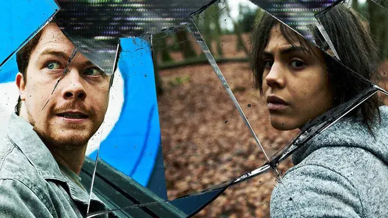 Black Mirror - Fondo