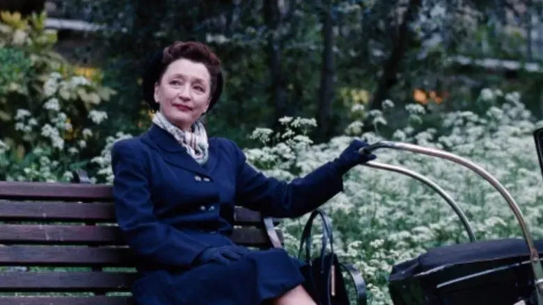 El hilo invisible - Fondo