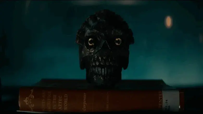 Whistle: El silbido del mal - Fondo