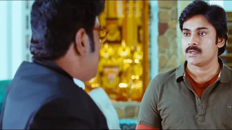 అత్తారింటికి దారేది - Fondo