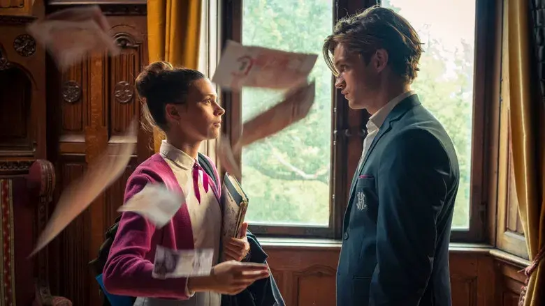 Maxton Hall: Un mundo entre nosotros - Fondo