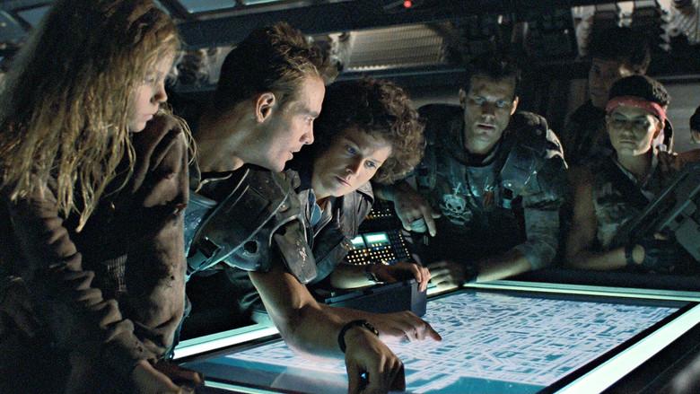 Aliens: El regreso - Fondo