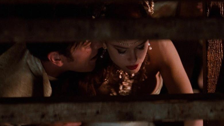 Moulin Rouge - Fondo