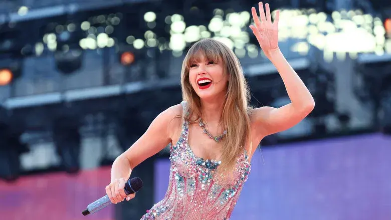 TAYLOR SWIFT | THE ERAS TOUR - Fondo