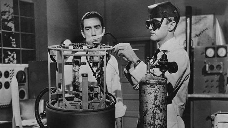 Guerra de satélites - Fondo