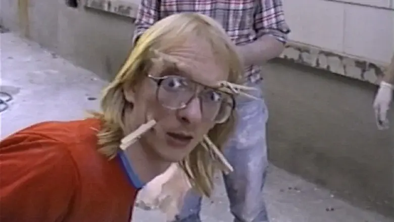 Swallowed Souls: The Making of 'Evil Dead 2' - Fondo