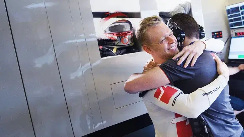Formula 1: La emoción de un Grand Prix - Fondo