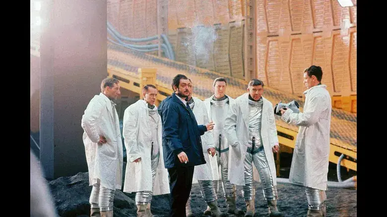 2001: una odisea del espacio - Fondo