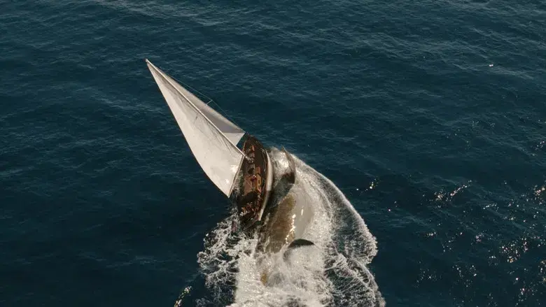 Jurassic World: El renacer - Fondo