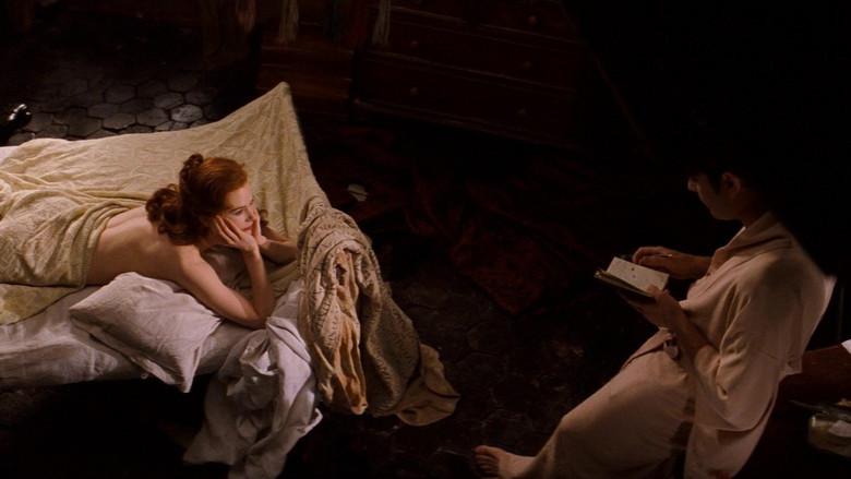 Moulin Rouge - Fondo