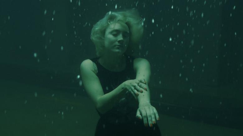 En islas extremas - Fondo