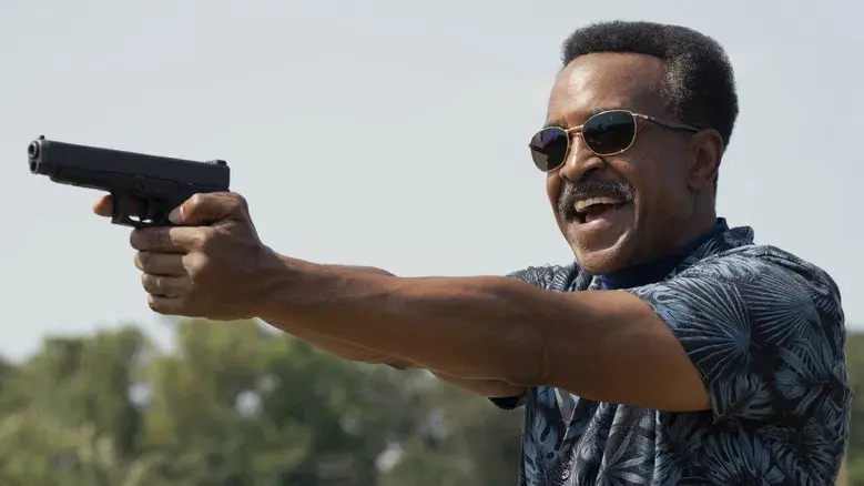 El Pacificador - Fondo