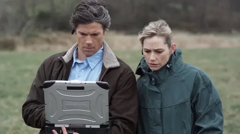 El valle de los tornados - Fondo