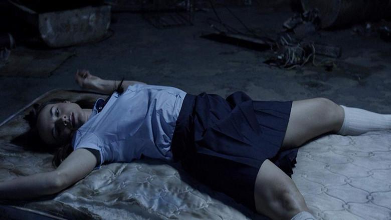 Escupiré sobre tu tumba 3 - Fondo