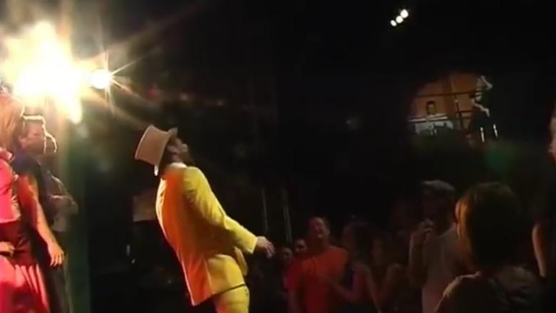 The Nightman Cometh: Live - Fondo