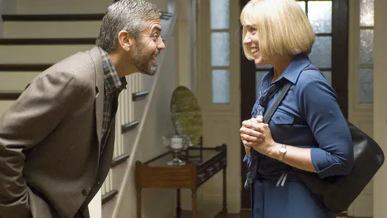 Quemar después de leer - Fondo