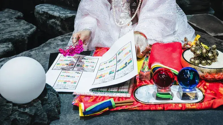 Batalla de adivinos - Fondo