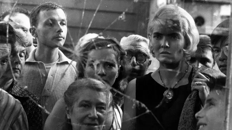 Cleo de 5 a 7 - Fondo