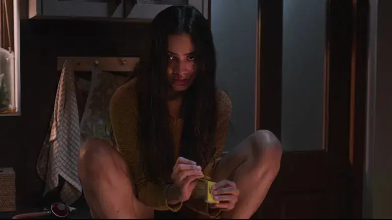 शैतान - Fondo