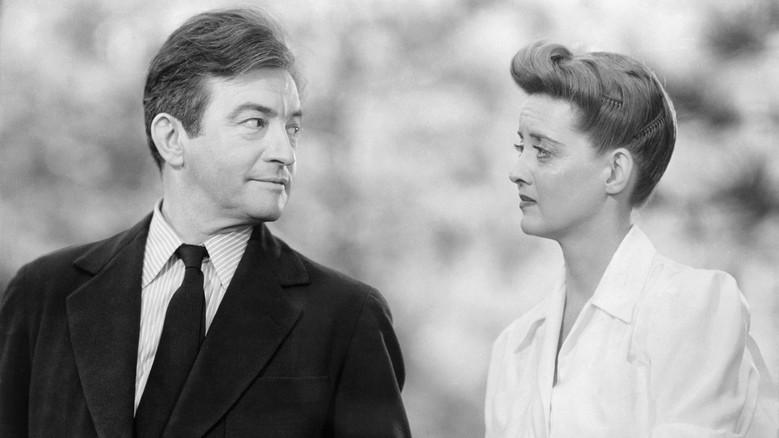 La extraña pasajera - Fondo