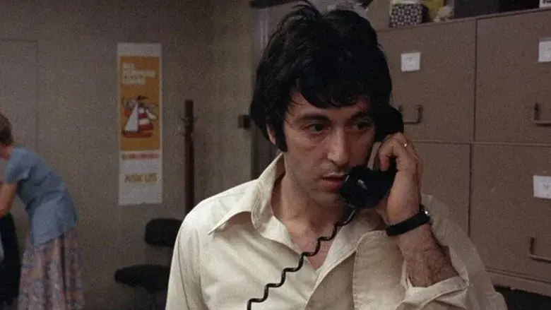 Tarde de perros - Fondo