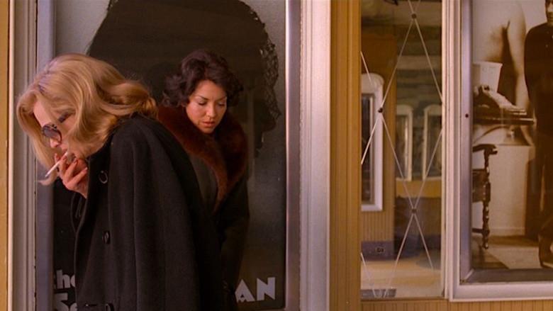 Noche de estreno - Fondo