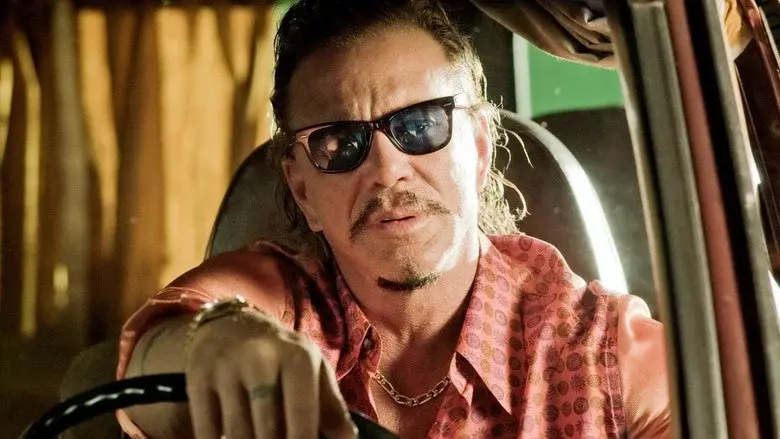 Los confidentes - Fondo