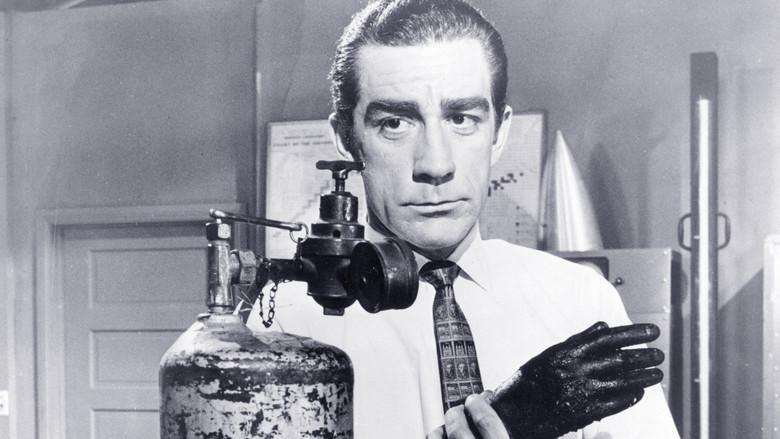 Guerra de satélites - Fondo