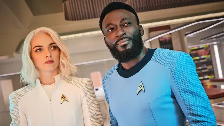 Star Trek: Strange New Worlds - Fondo