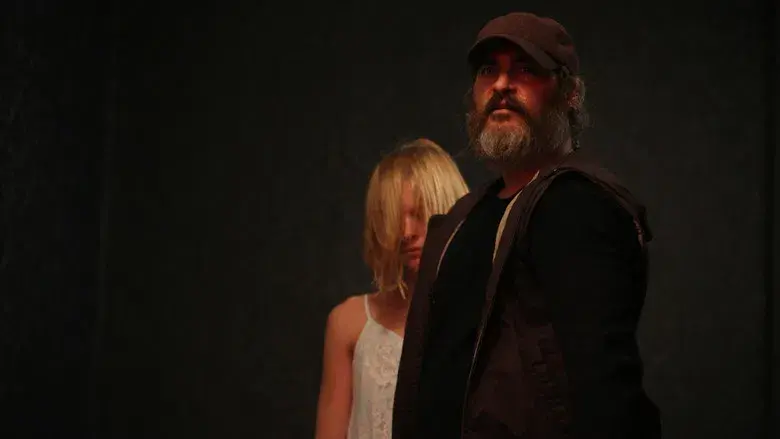 En realidad, nunca estuviste aquí - Fondo