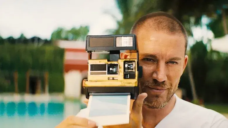 Parpadea dos veces - Fondo