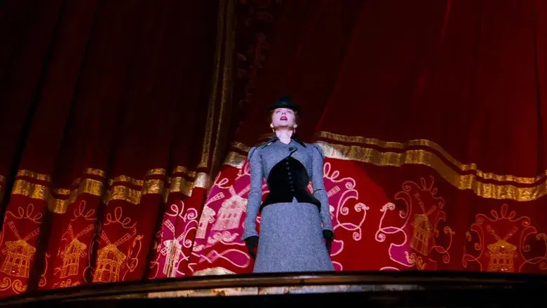 Moulin Rouge - Fondo