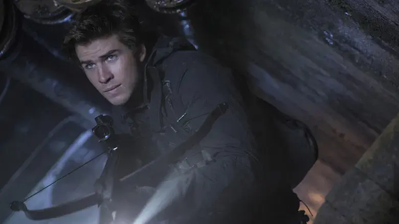 Los Juegos del Hambre: Sinsajo - Parte 2 - Fondo