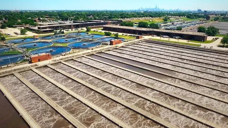 Un mundo azul: La carrera para resolver la crisis del agua - Fondo