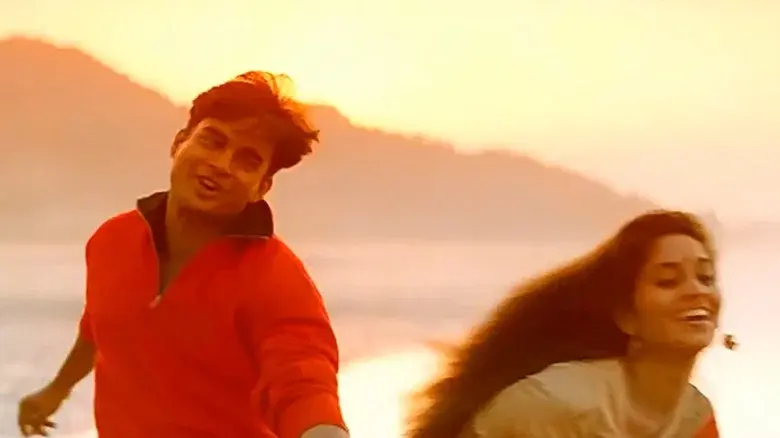 அலைபாயுதே - Fondo