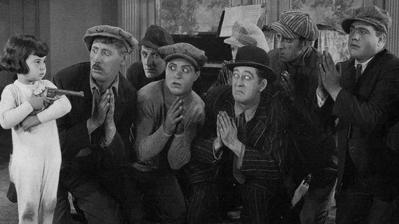 The Darling of New York - Fondo