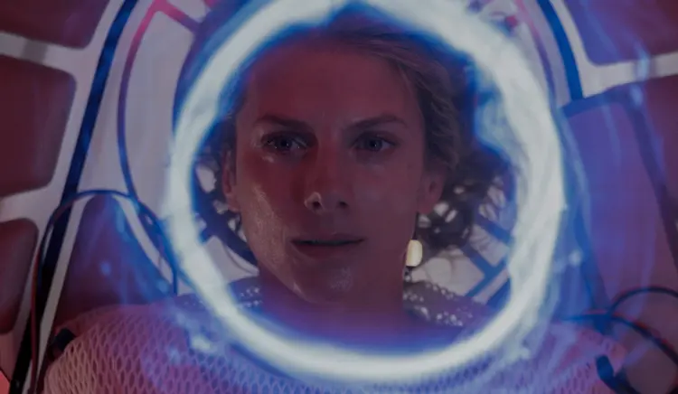 Netflix liberó el tráiler de 'Oxygen', con Mélanie Laurent