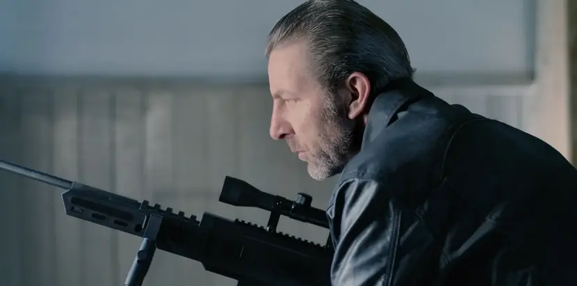 Crítica de &#8216;Max Bishop&#8217;: una comedia singular con Chris Charais