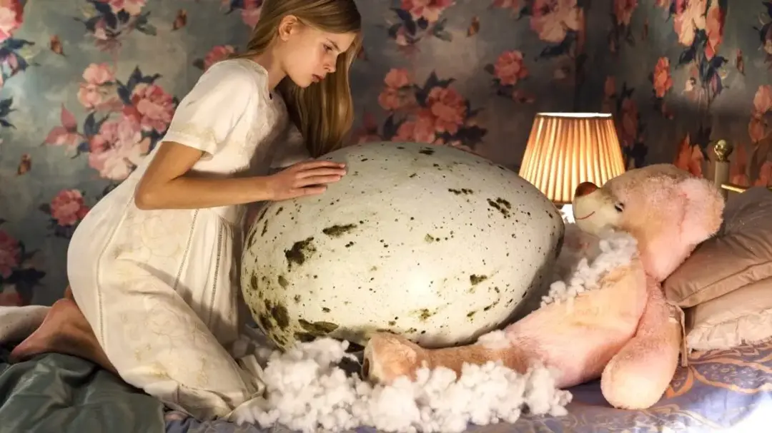 Crítica de 'Hatching', body horror finlandés de Hanna Bergholm
